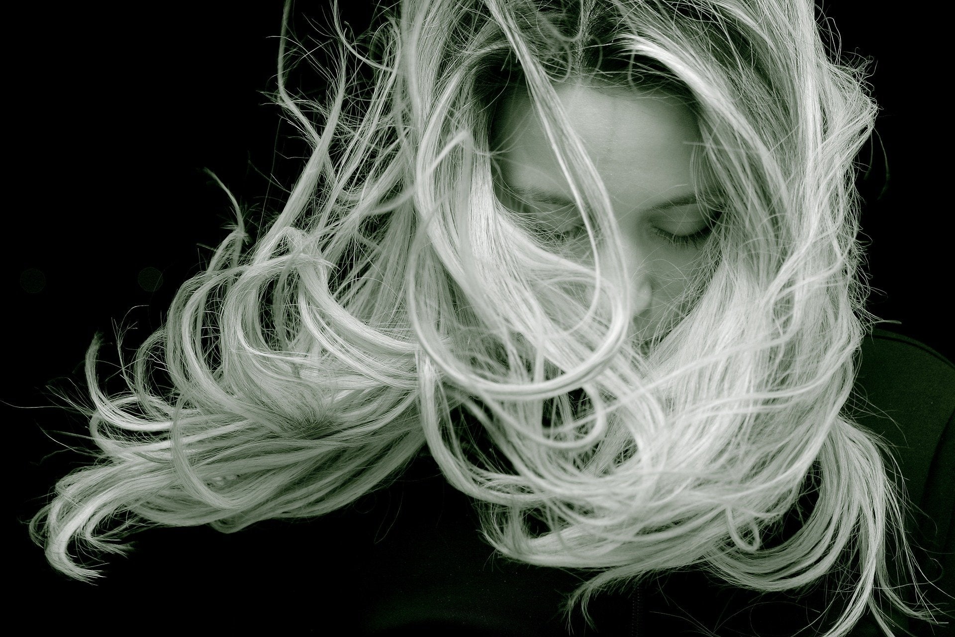 Shop Hair Care Products for Your Hair in Ontario, Canada